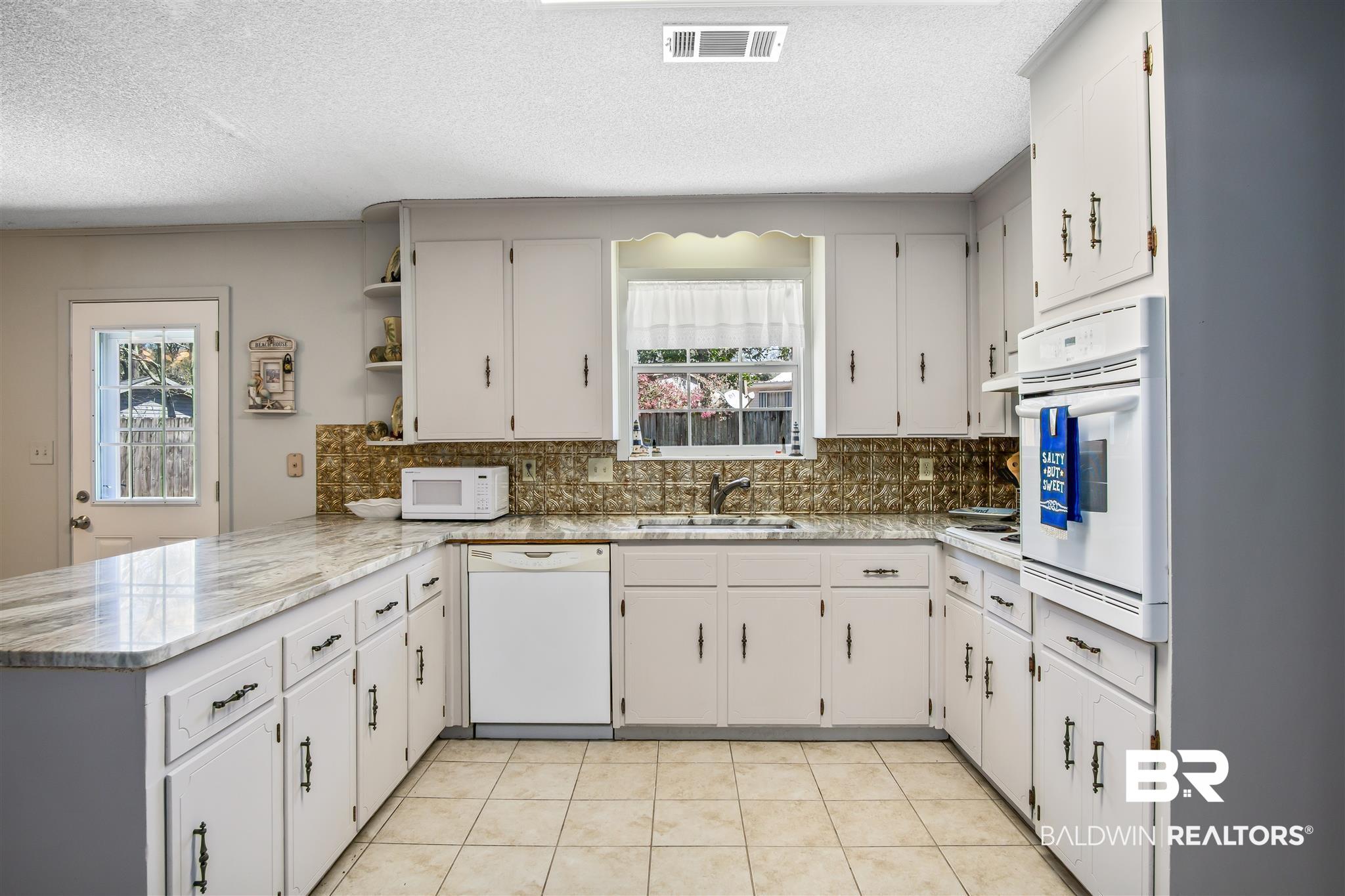 2137 Club House Drive Lillian, AL 36549 - Photo 14 of 34