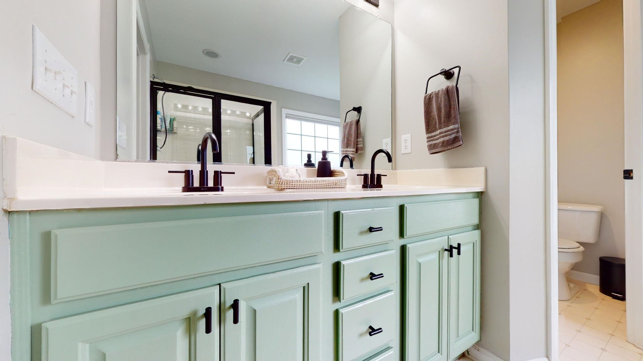 2324 Kendricks Court Raleigh, NC 27613 - Photo 21 of 42 Photo 21