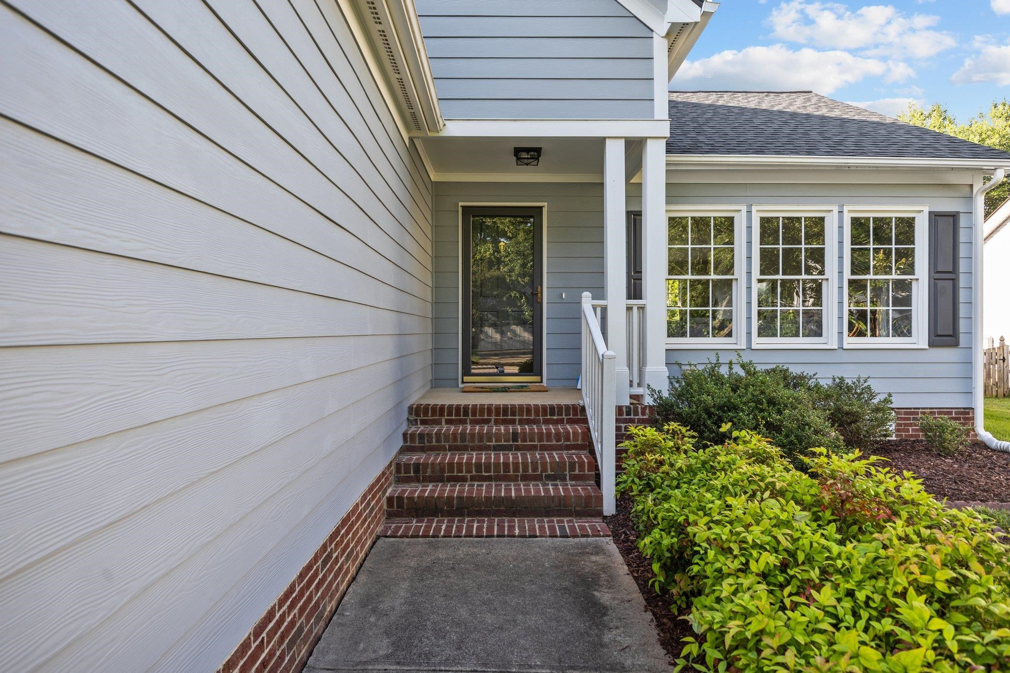 2324 Kendricks Court Raleigh, NC 27613 - Photo 3 of 42 Photo 3
