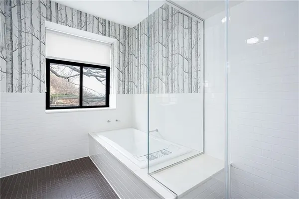 $4,500 | 28 Wolcott Street, Providence, RI 02908