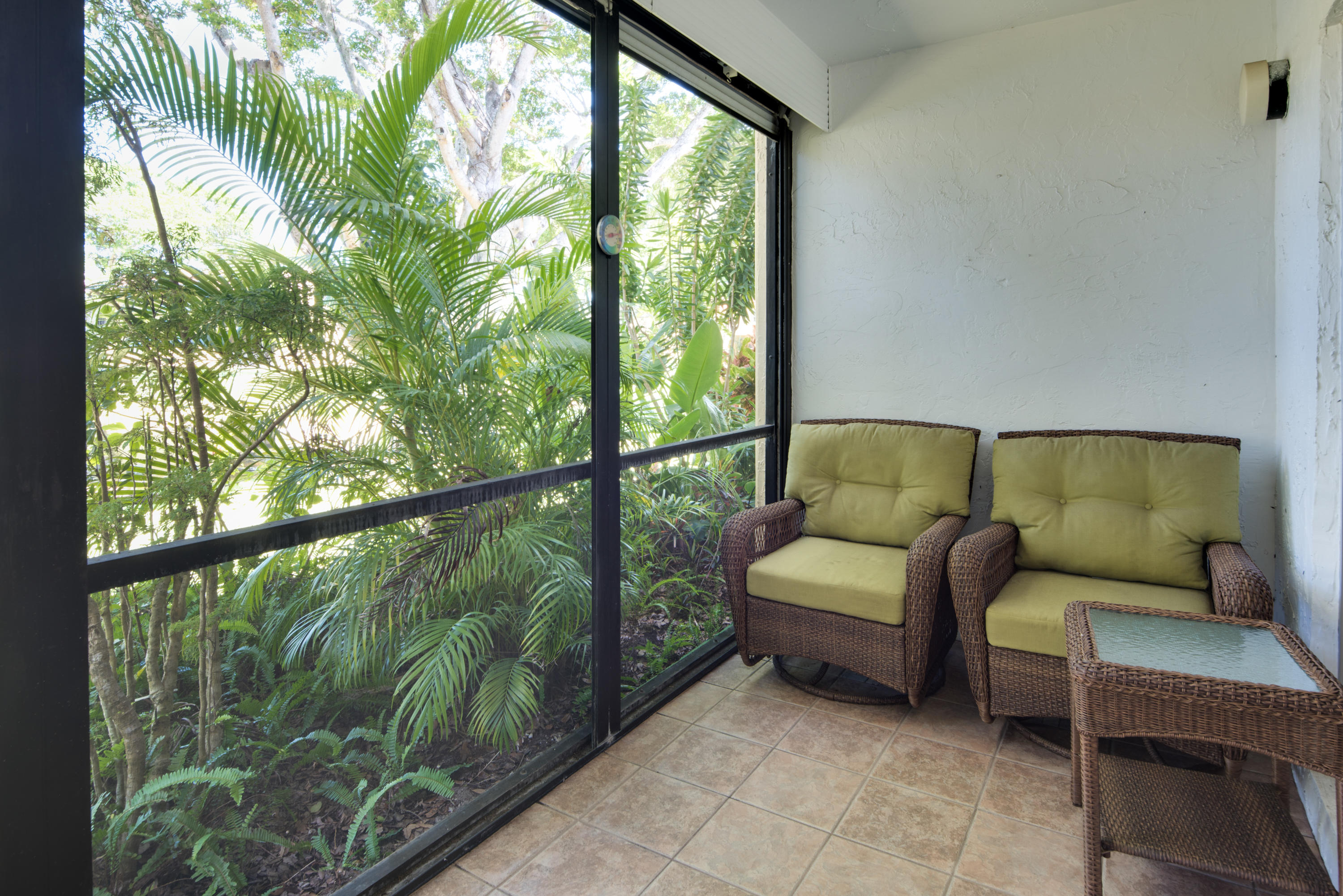 806 Southwest 9th St Circle, Unit 103 Boca Raton, FL 33486 - Photo 19 of 25 019_Screened Patio