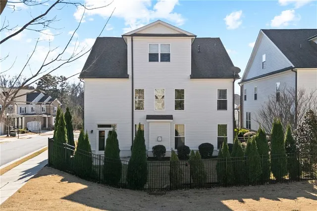 $1,350,000 | 560 Hannaford Walk, Duluth, GA 30097