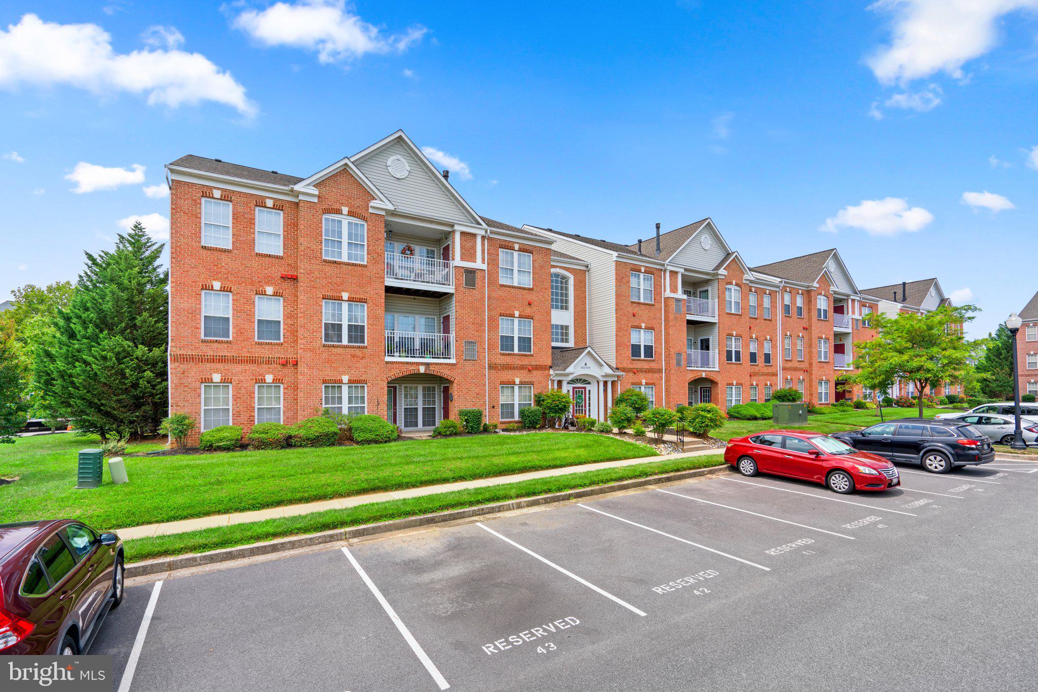 5236 Glenthorne Court, Unit 5236 Rosedale, MD 21237 - Photo 3 of 35 Gallery Image 3