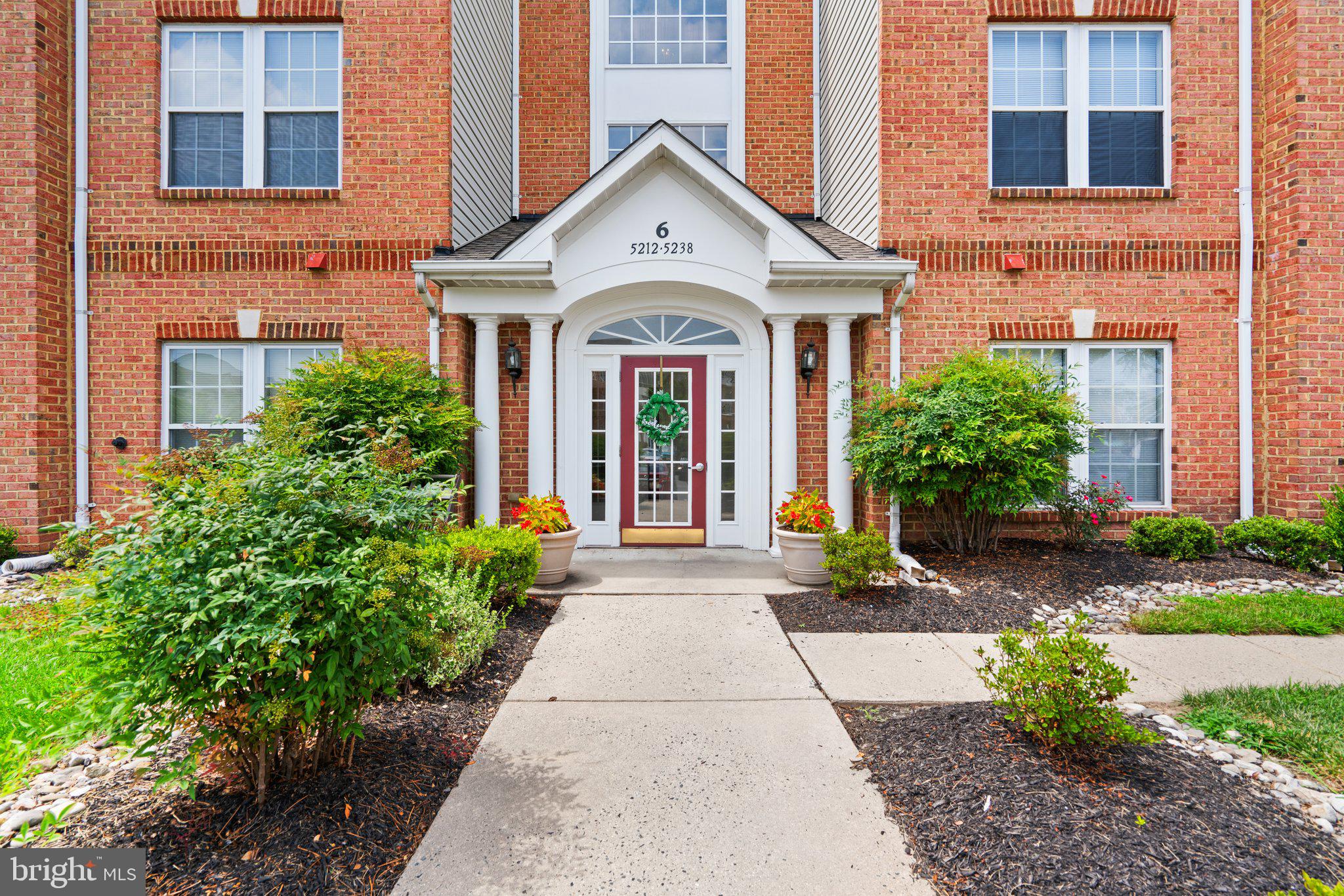 5236 Glenthorne Court, Unit 5236 Rosedale, MD 21237 - Photo 4 of 35 Gallery Image 4