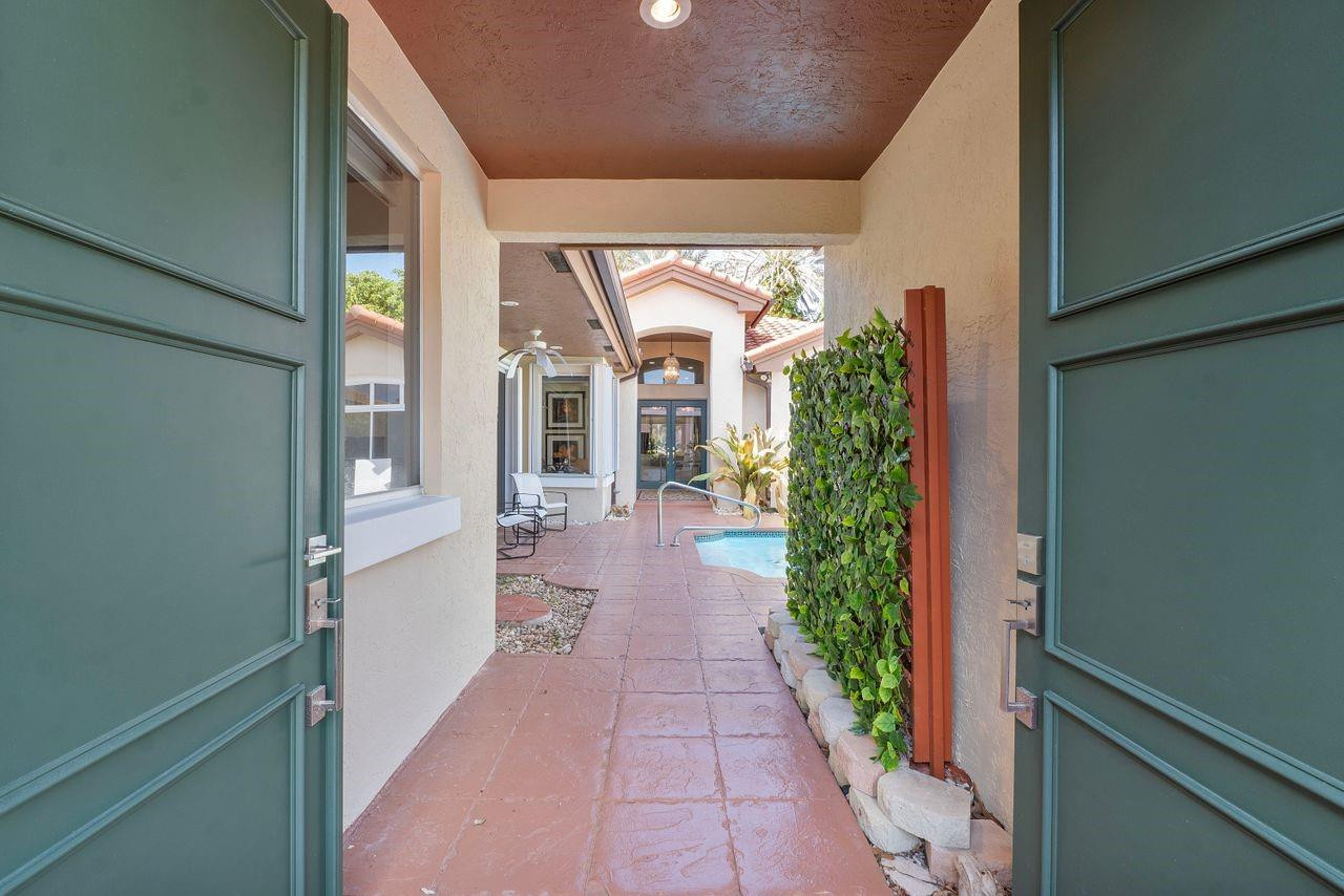 6238 Northwest 23rd Street Boca Raton, FL 33434 - Photo 4 of 72 Photo 4