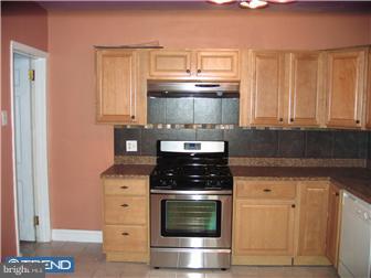 128 Green Valley Road Upper Darby, PA 19082 - Photo 9 of 10 Kitchen