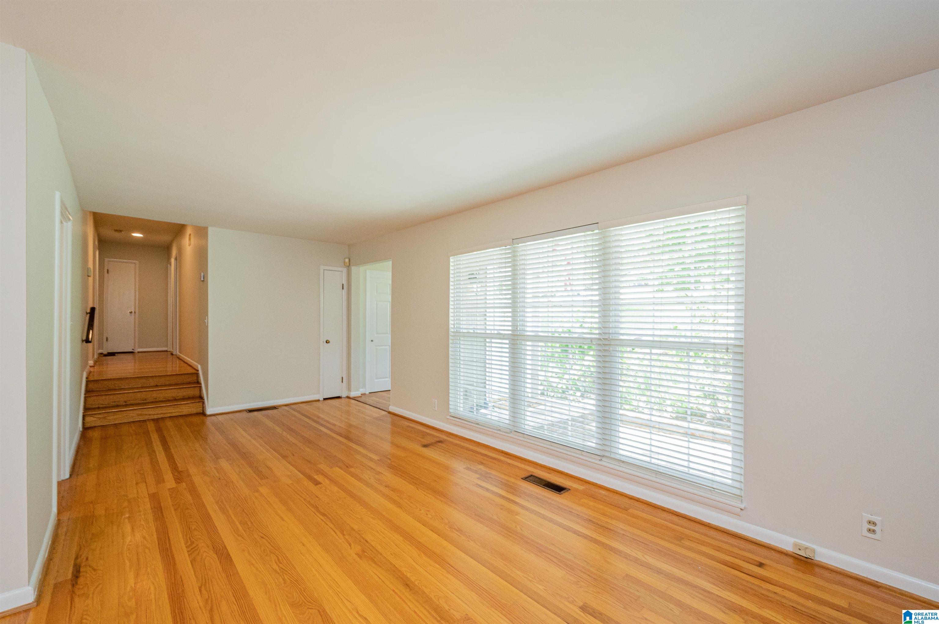 1545 Valley View Circle Birmingham, AL 35209 - Photo 7 of 46