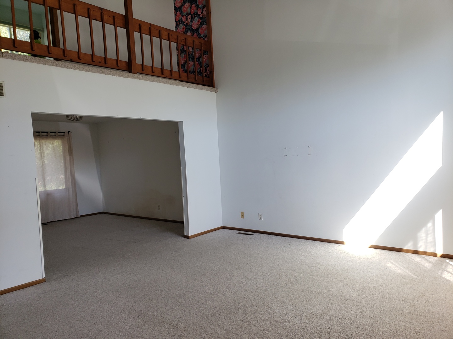 676 Concord Drive Crystal Lake, IL 60014 - Photo 2 of 16