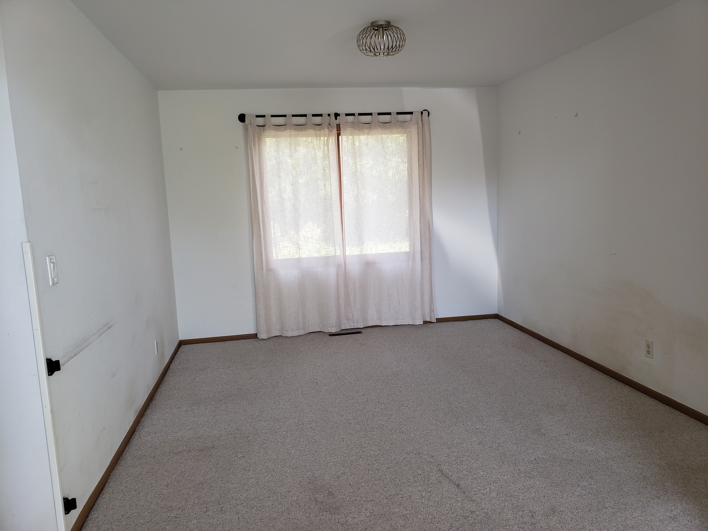 676 Concord Drive Crystal Lake, IL 60014 - Photo 4 of 16