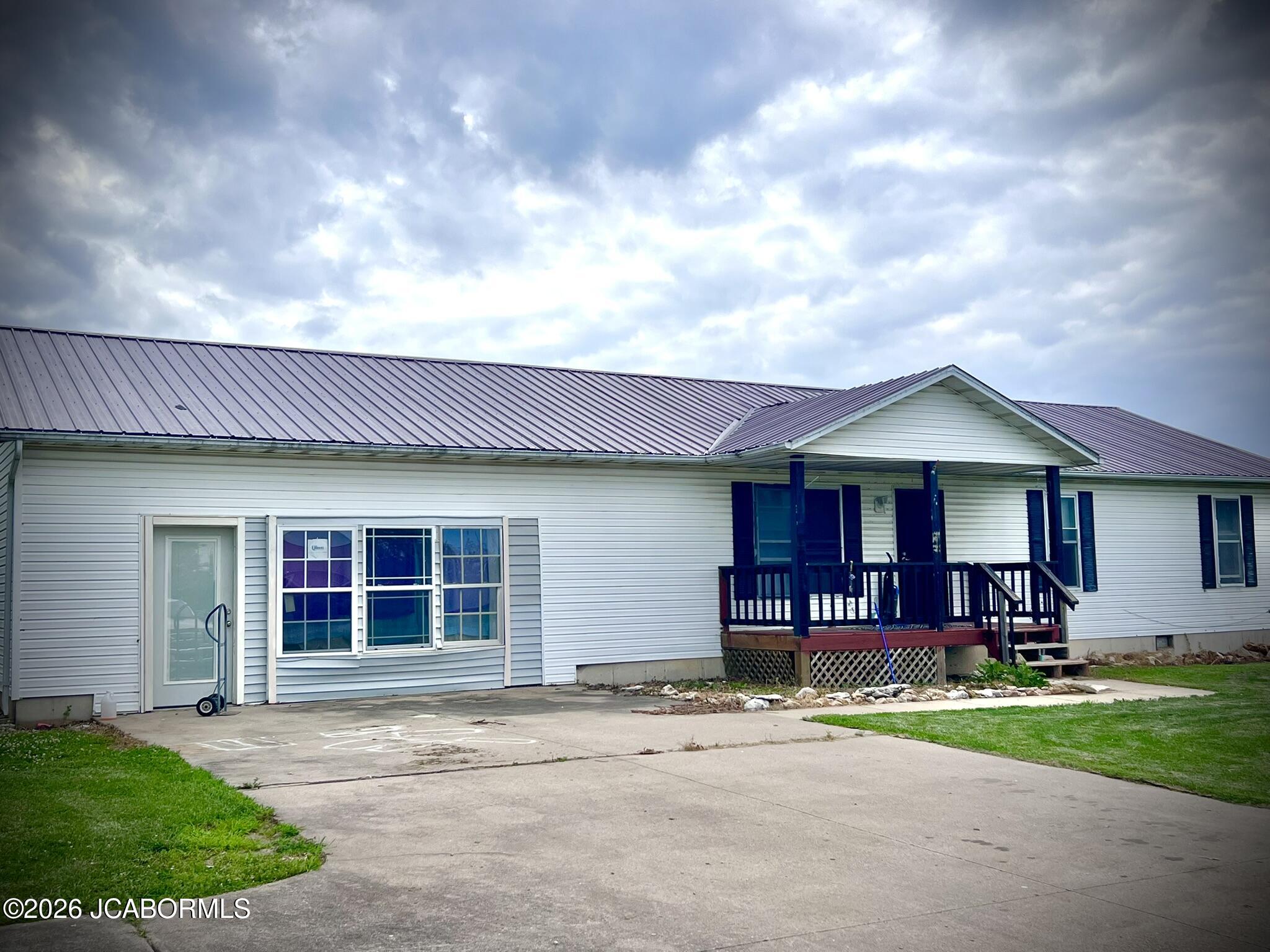 323 State Rd Ae New Bloomfield, MO 65063 - Photo 4 of 30