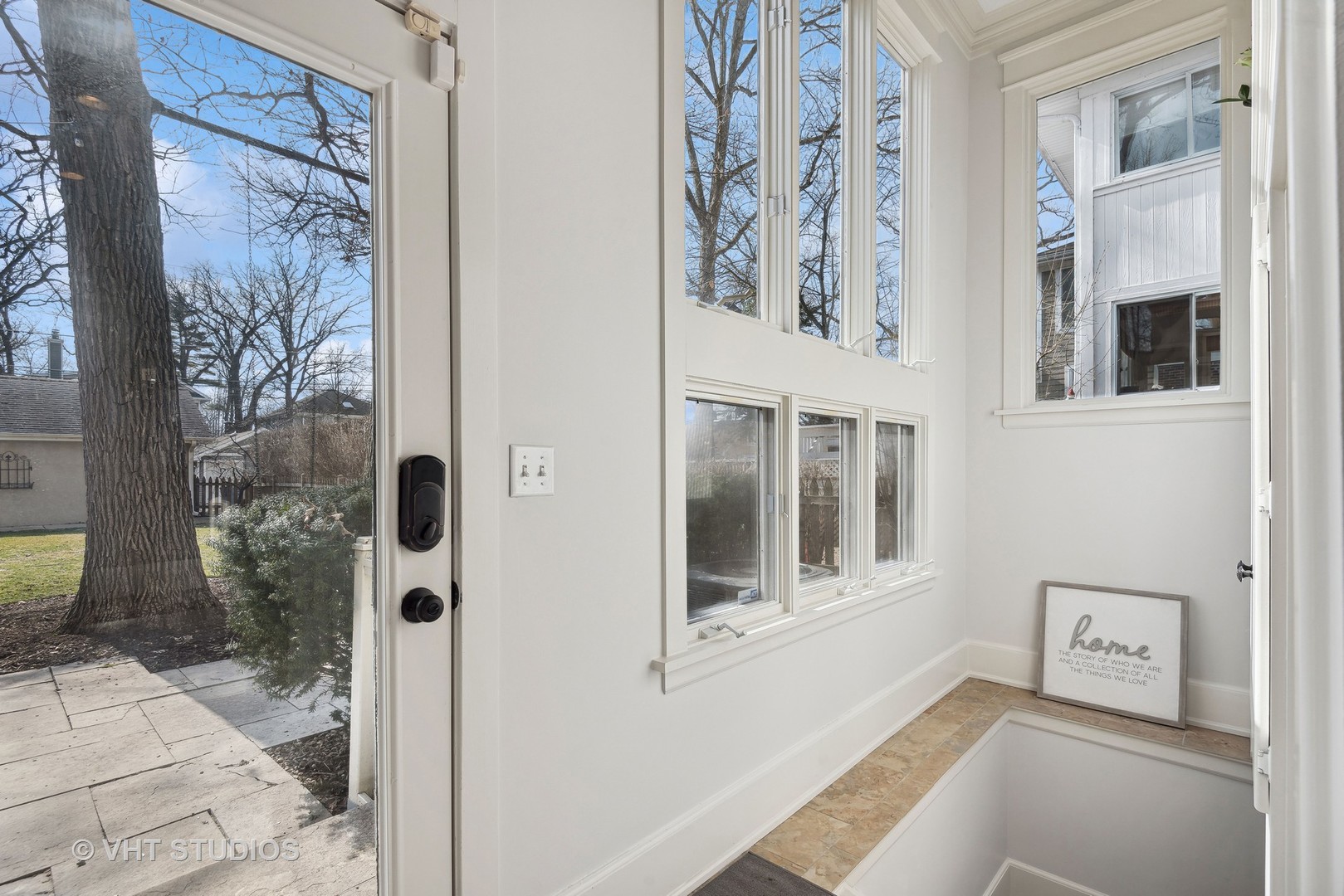 1411 Maple Avenue Wilmette, IL 60091 - Photo 12 of 41 a view of a door with a glass door
