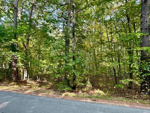 $150,000 | 43 Otis Road, Somersworth, NH 03878