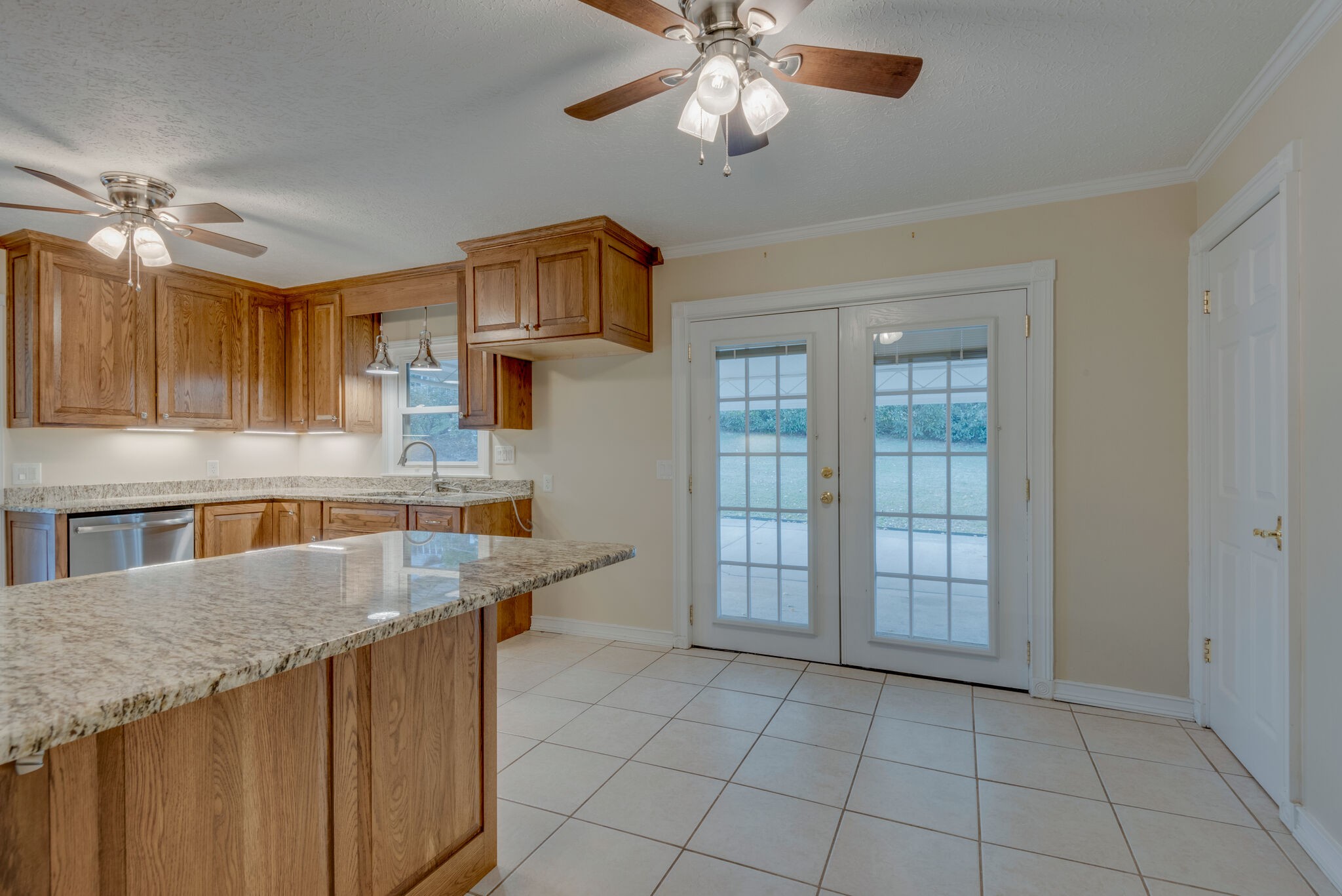 1111 Ridgecrest Drive Dickson, TN 37055 - Photo 7 of 36 Gallery Image 7
