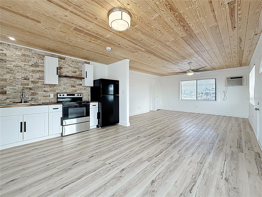 497 Normandy Road, Unit 2 Madeira Beach, FL 33708 - Photo 11 of 48