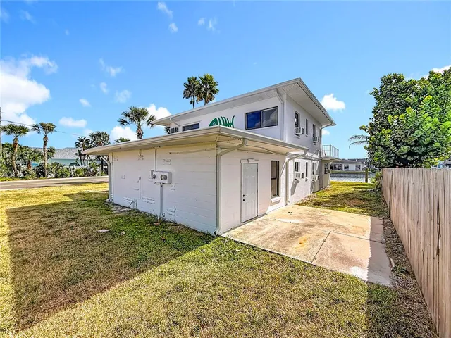 $2,200 | 497 Normandy Road, Unit 2, Madeira Beach, FL 33708