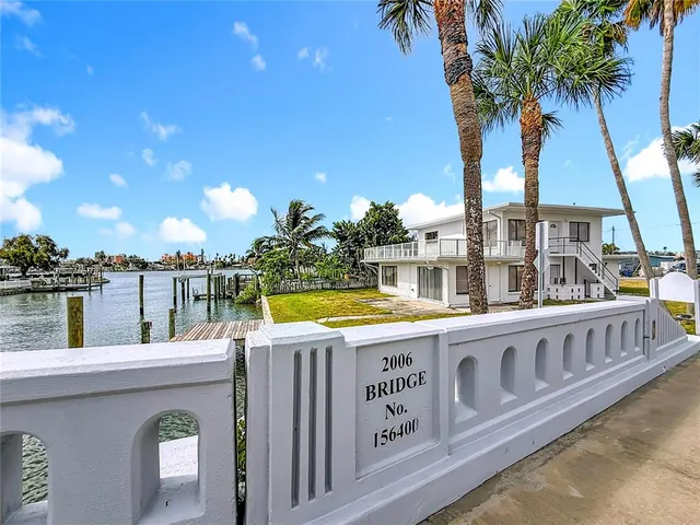 $2,200 | 497 Normandy Road, Unit 2, Madeira Beach, FL 33708