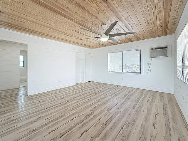 $2,200 | 497 Normandy Road, Unit 2, Madeira Beach, FL 33708