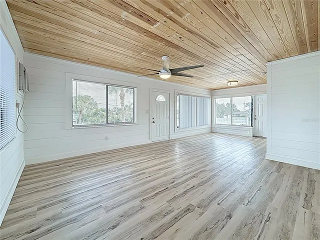 $2,200 | 497 Normandy Road, Unit 2, Madeira Beach, FL 33708