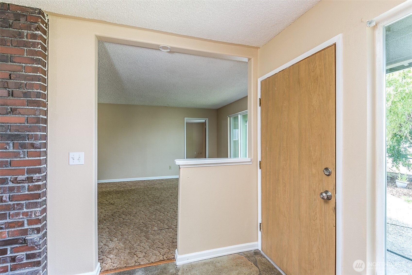 717 East Spruce Street Sequim, WA 98382 - Photo 2 of 40