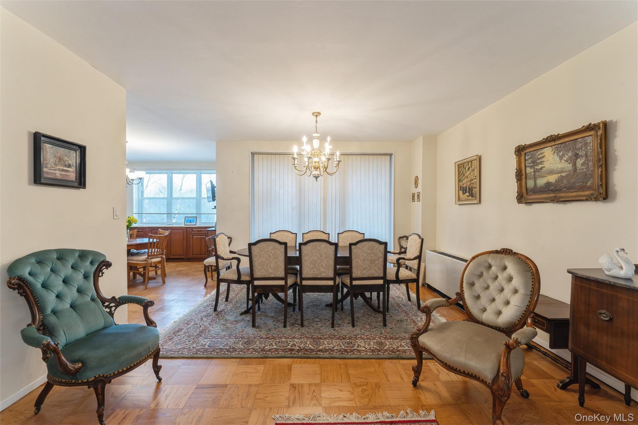 1 Kensington Gate, Unit PH9 Great Neck, NY 11021 - Photo 6 of 17 a view of a livingroom and dining room
