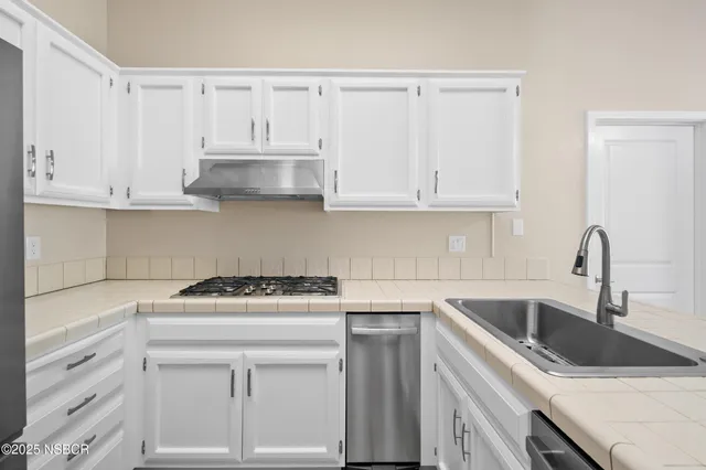 $529,900 | 1518 Oakridge Park Road, Santa Maria, CA 93455