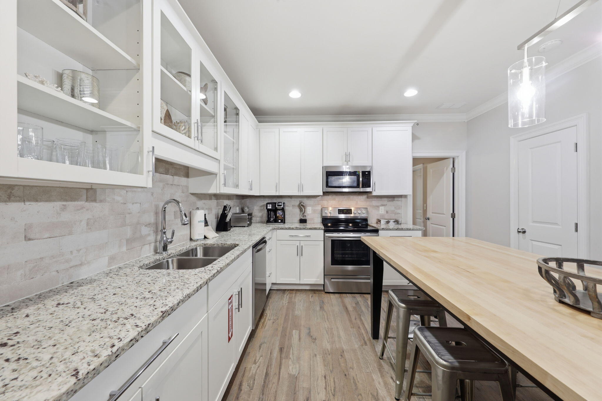 257 Driftwood Road, Unit 15 Miramar Beach, FL 32550 - Photo 28 of 69 Kitchen 2nd floor