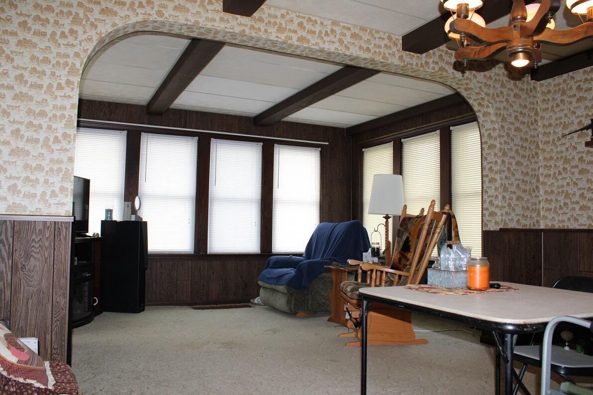 489 Grosse Pointe Road Barton City, MI 48705 - Photo 21 of 55 IMG_2837
