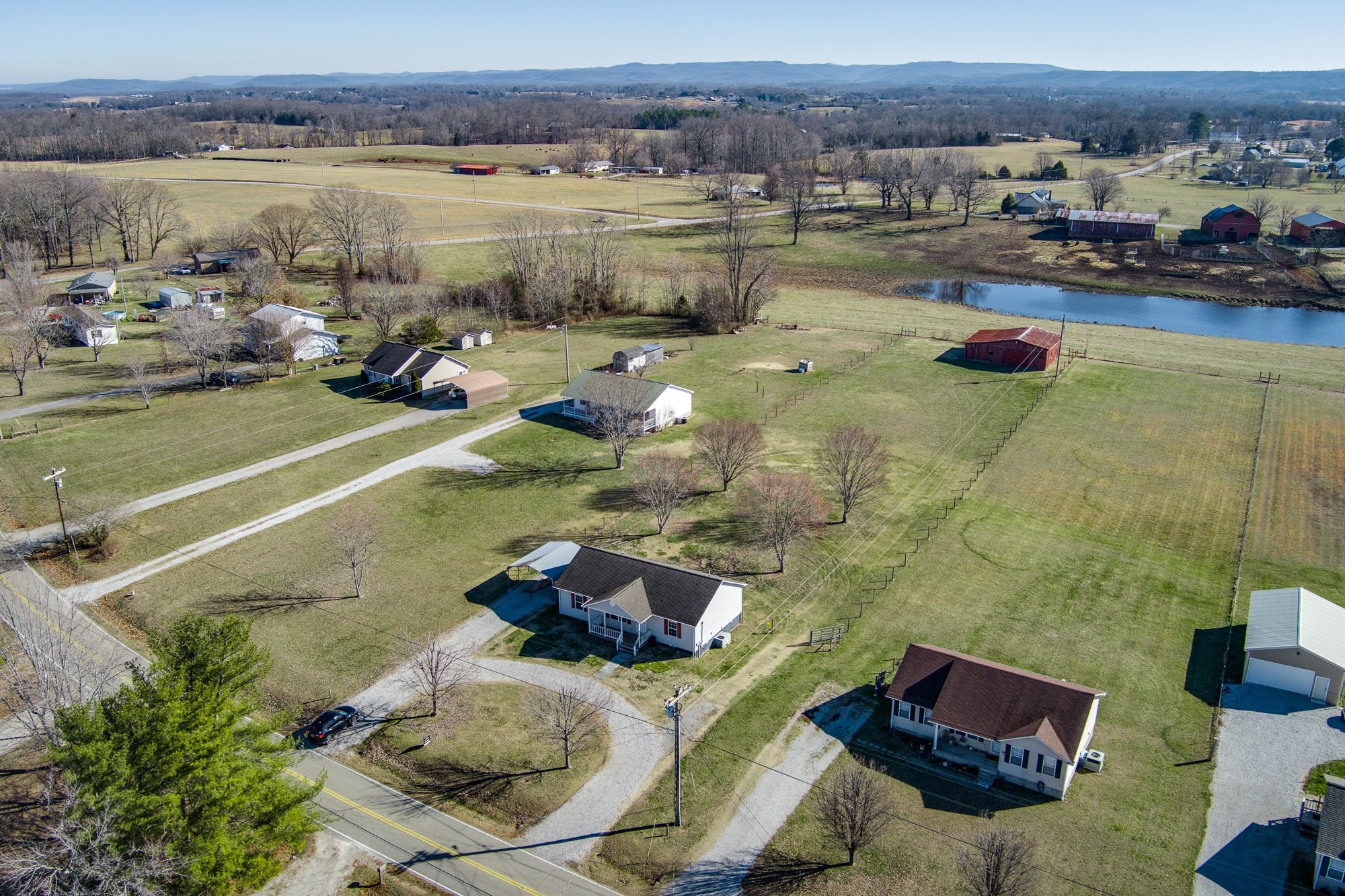261 Southard Road Sparta, TN 38583 - Photo 9 of 25 Gallery Image 9