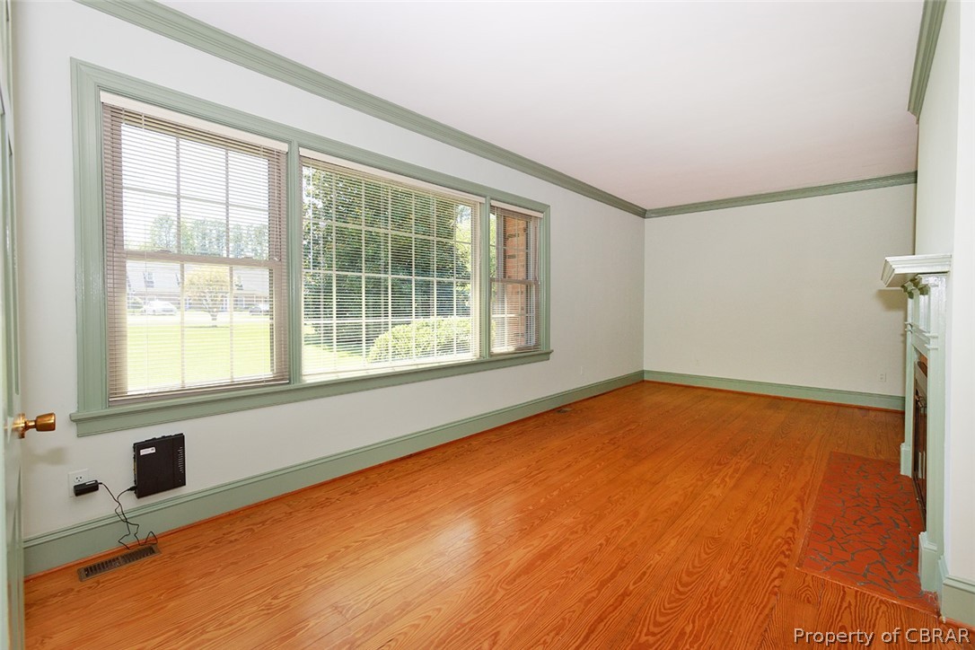 279 Colonial Trail East Surry, VA 23883 - Photo 22 of 48