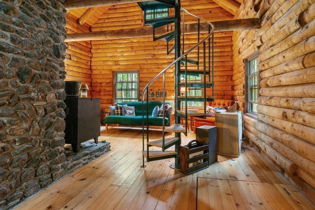 116 Skyline Trail Middlefield, MA 01235 - Photo 14 of 37