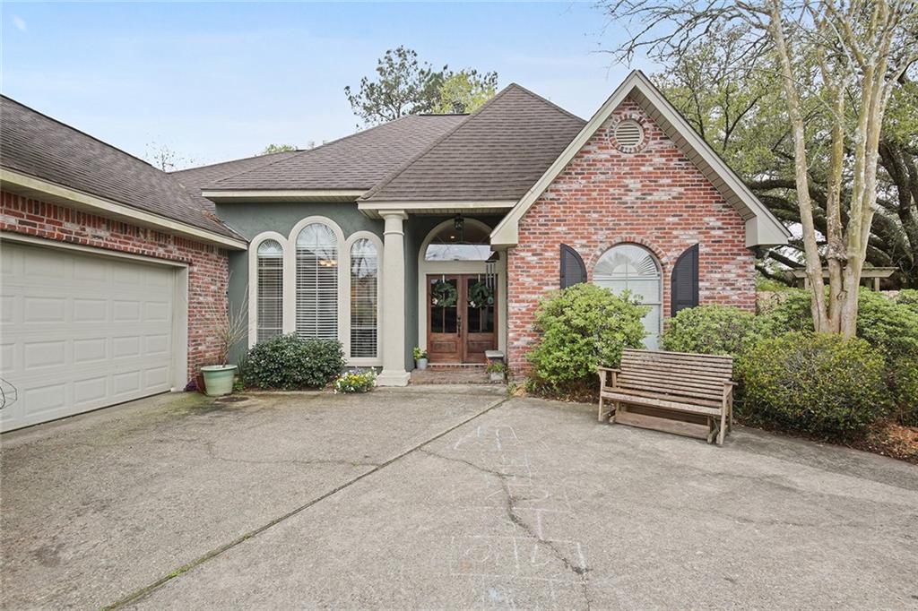 300 Autumn Lakes Road Slidell, LA 70461 - Photo 1 of 21 Gallery Image 1