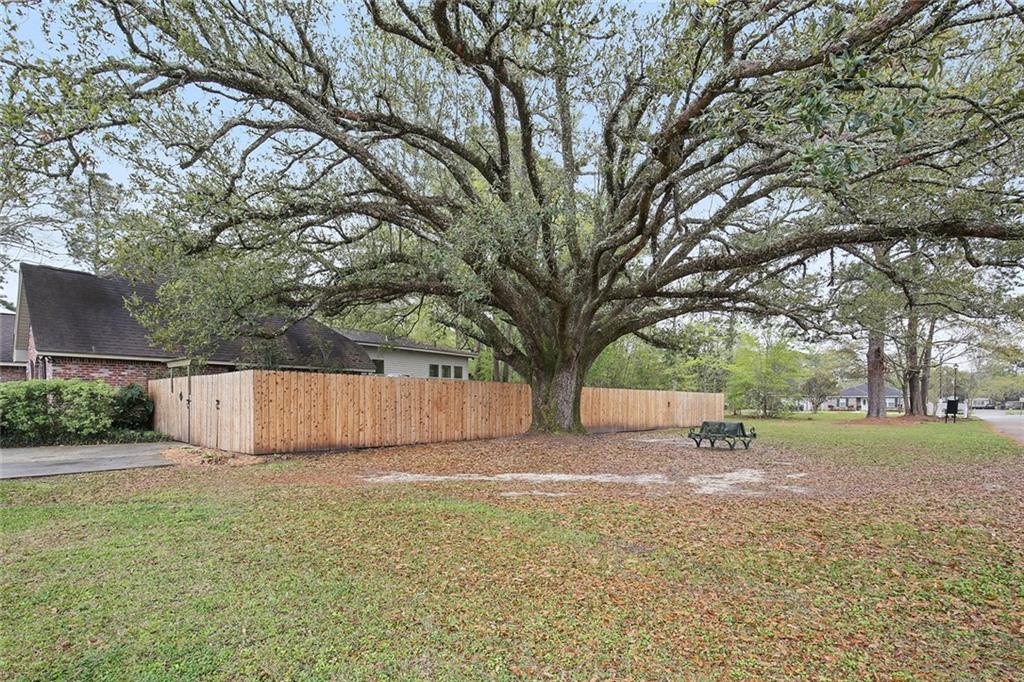 300 Autumn Lakes Road Slidell, LA 70461 - Photo 18 of 21 Gallery Image 18