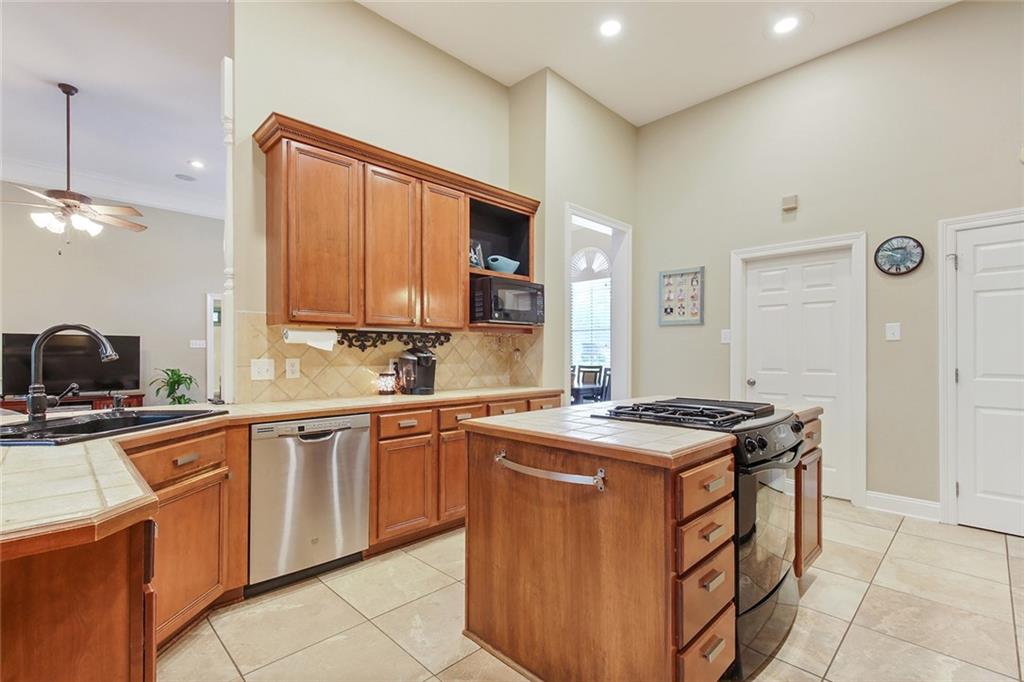 300 Autumn Lakes Road Slidell, LA 70461 - Photo 7 of 21 Gallery Image 7