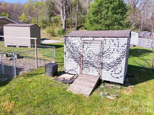 $285,000 | 47 Rosman Trail, Rosman, NC 28772