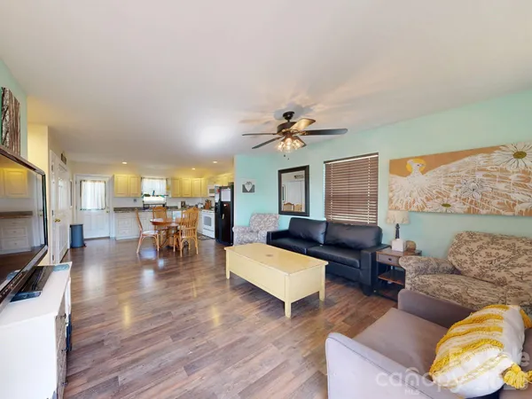 $285,000 | 47 Rosman Trail, Rosman, NC 28772