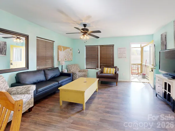 $285,000 | 47 Rosman Trail, Rosman, NC 28772