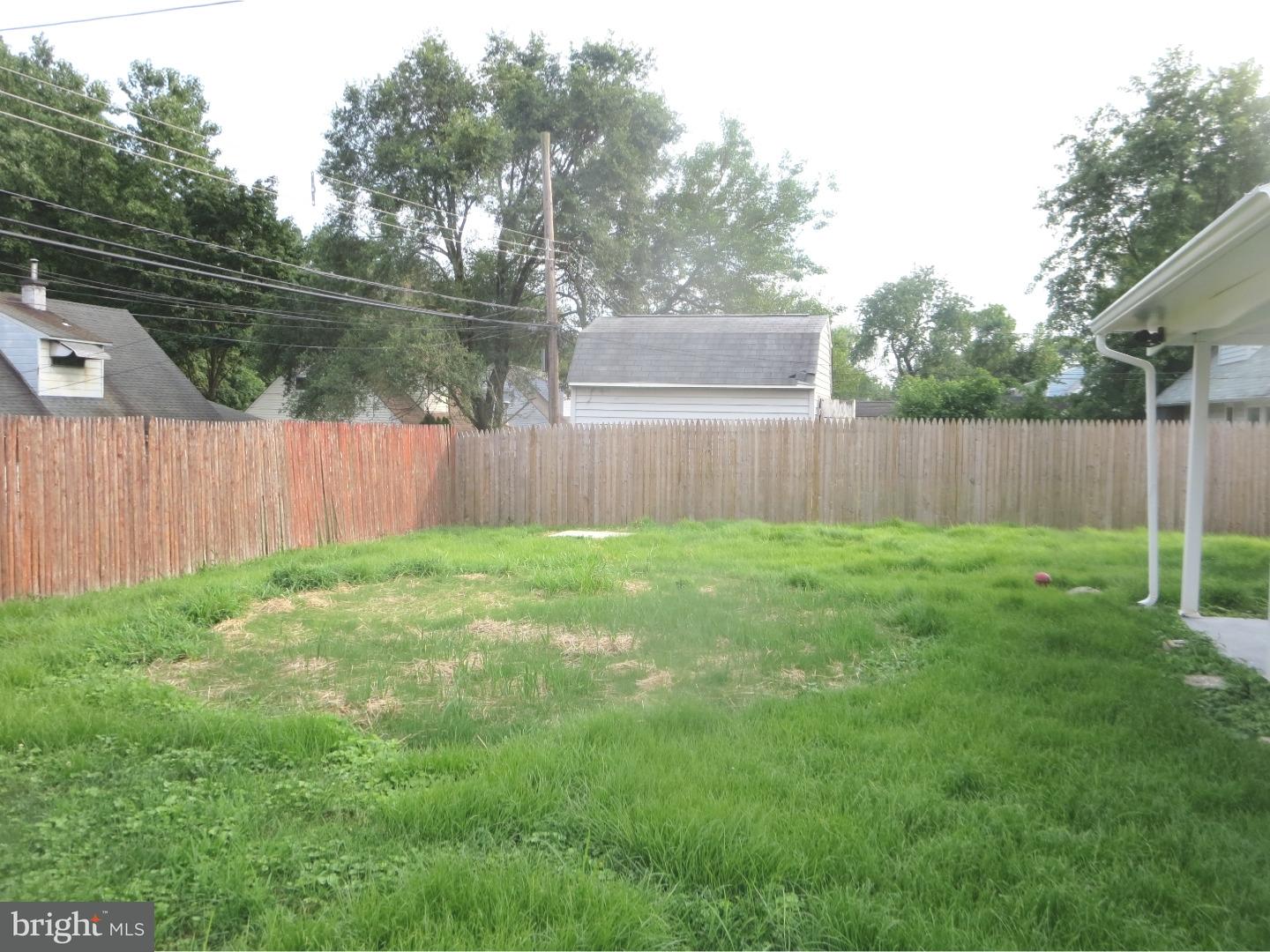 32 Violet Road Levittown, PA 19057 - Photo 7 of 25 View in Back