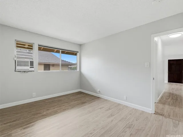 $3,000 | 94-1159 Mopua Loop, Unit P8, Waipahu, HI 96797