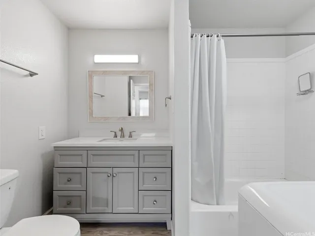 $3,000 | 94-1159 Mopua Loop, Unit P8, Waipahu, HI 96797