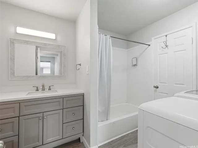 $3,000 | 94-1159 Mopua Loop, Unit P8, Waipahu, HI 96797