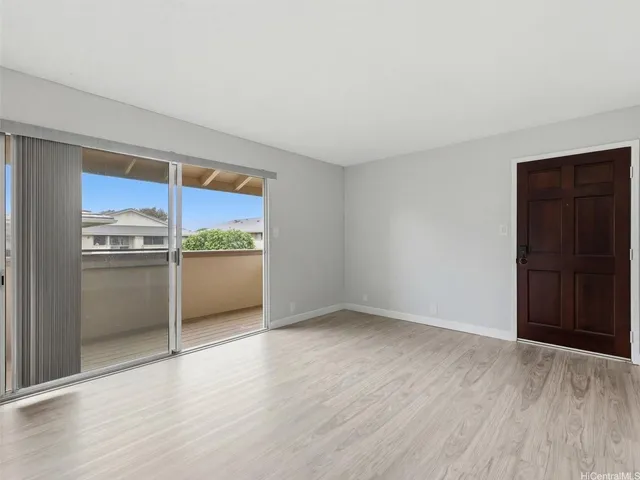 $3,000 | 94-1159 Mopua Loop, Unit P8, Waipahu, HI 96797