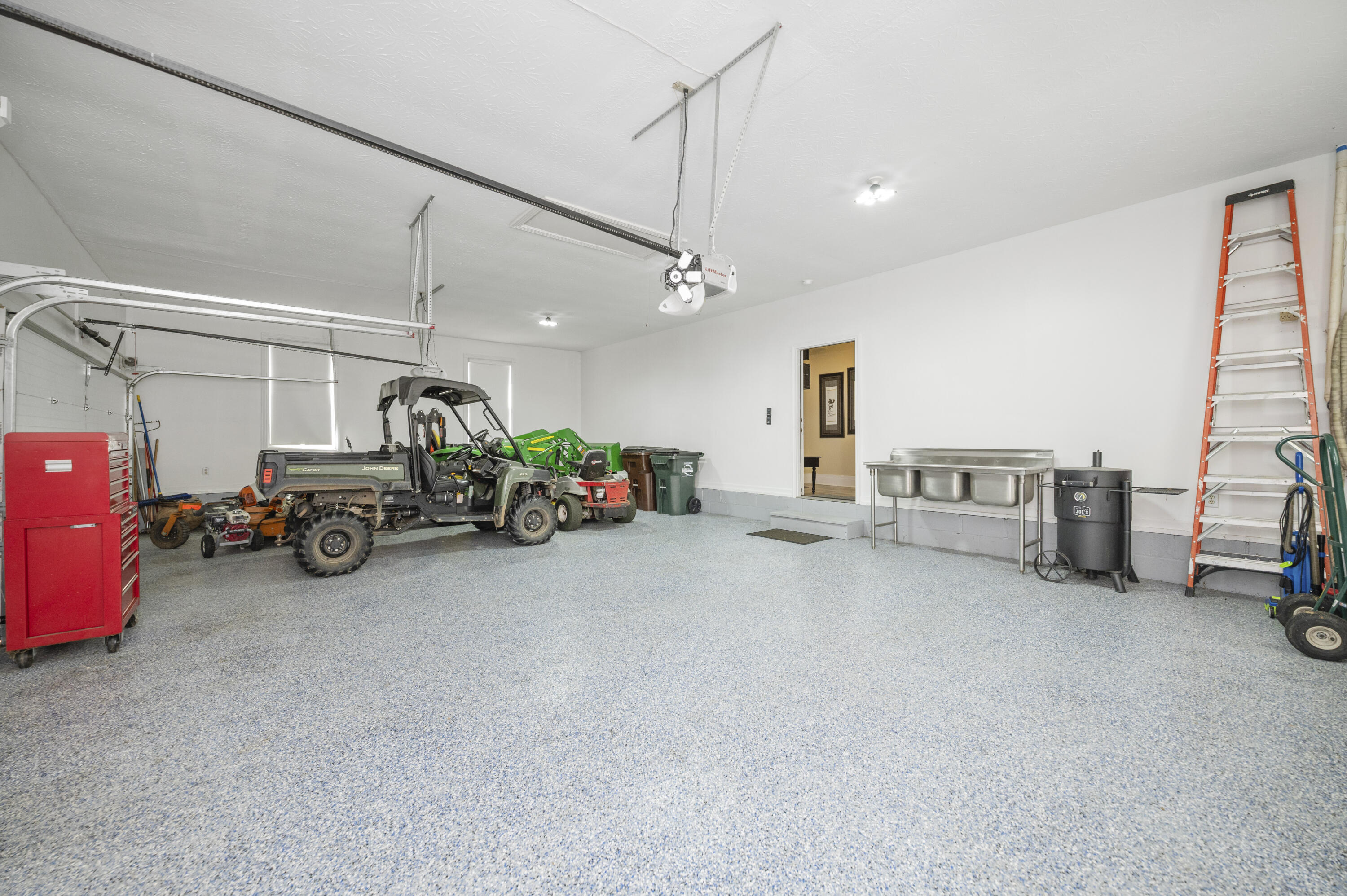 3600 Briar Hill Road Lexington, KY 40516 - Photo 85 of 102 20260330-3600-Briar-Hill-Rd-fh-00038