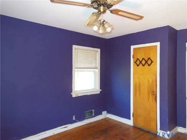 a view of a livingroom with a window