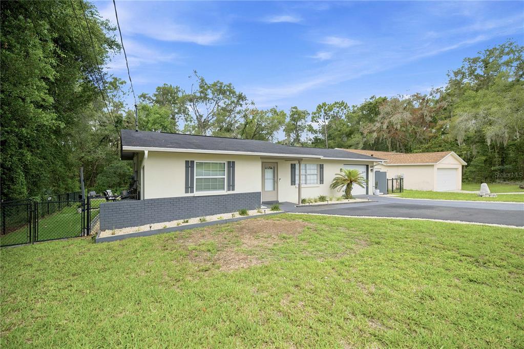 221 East Inverness Boulevard Inverness, FL 34452 - Photo 9 of 43