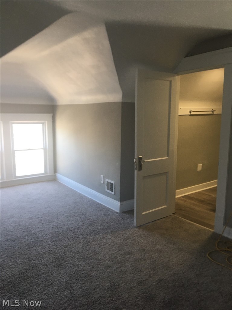 880 Herrick Road Cleveland, OH 44108 - Photo 7 of 12 Gallery Image 7