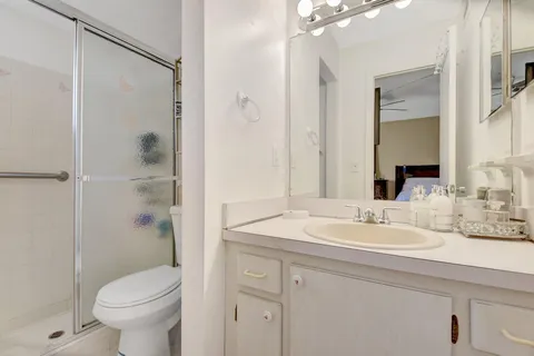 $88,000 | 2222 Northeast 1st Way, Unit 105, Boynton Beach, FL 33435