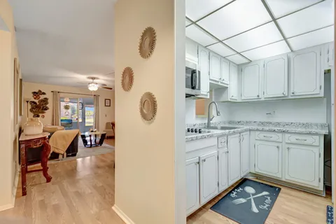 $88,000 | 2222 Northeast 1st Way, Unit 105, Boynton Beach, FL 33435