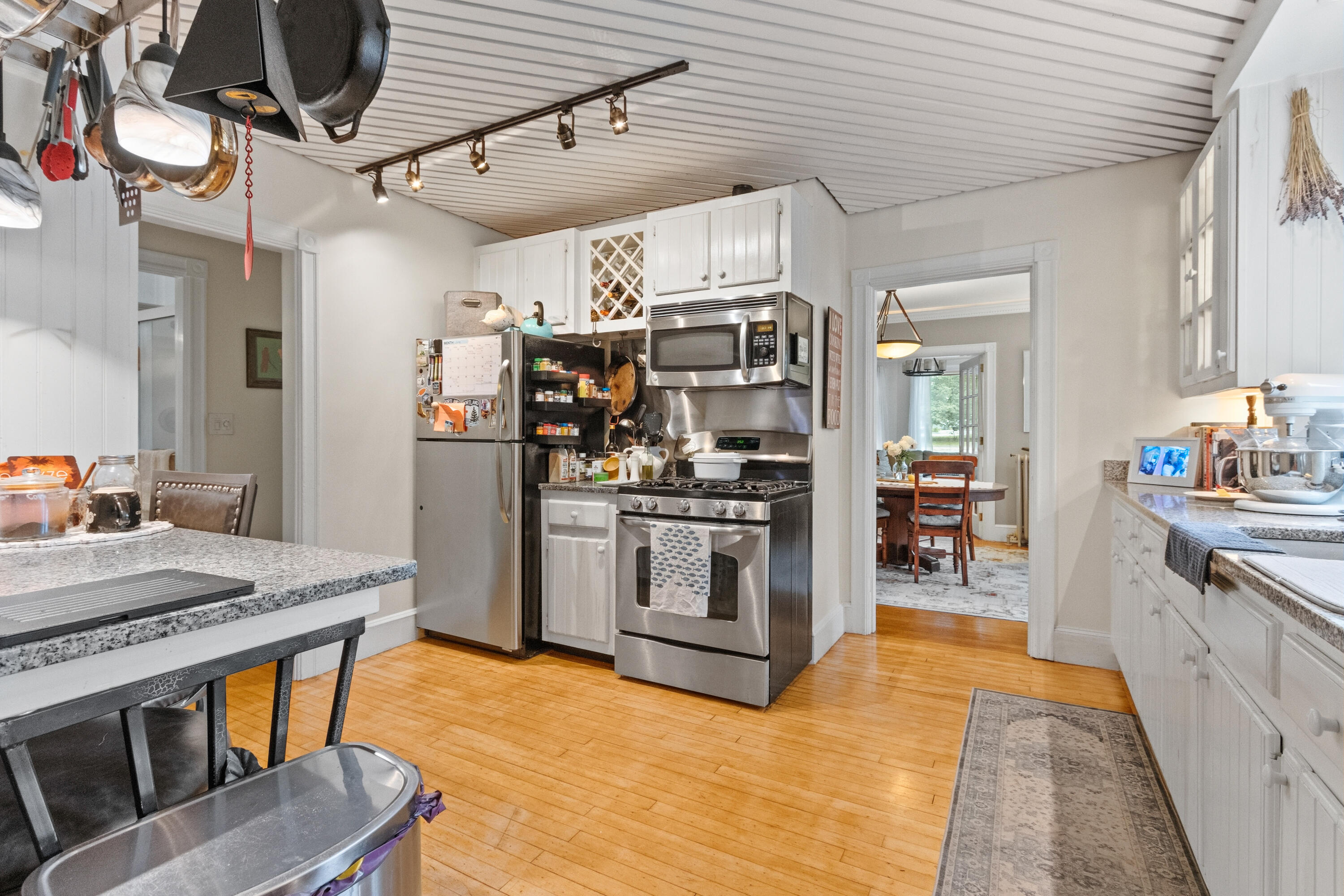 31 Bates Street Portland, ME 04103 - Photo 9 of 50