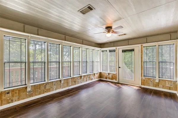 $2,300 | 1005 Center Circle, Salado, TX 76571