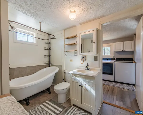 $240,000 | 22 Quarter Lane, Buckingham, VA 23921